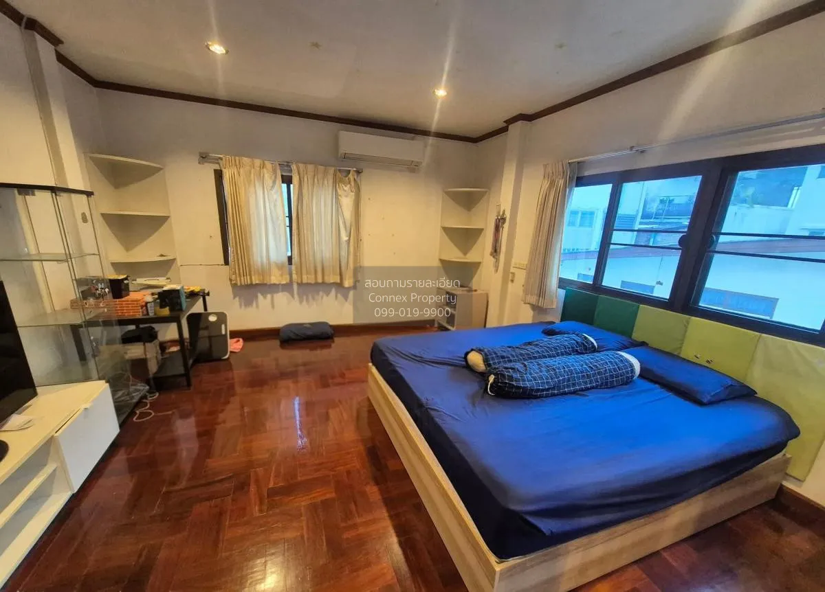 เช่าบ้านเดี่ยวให้เช่า , รัชดา ห้องมุม หน้ากว้าง สามเสนนอก เขต ห้ว