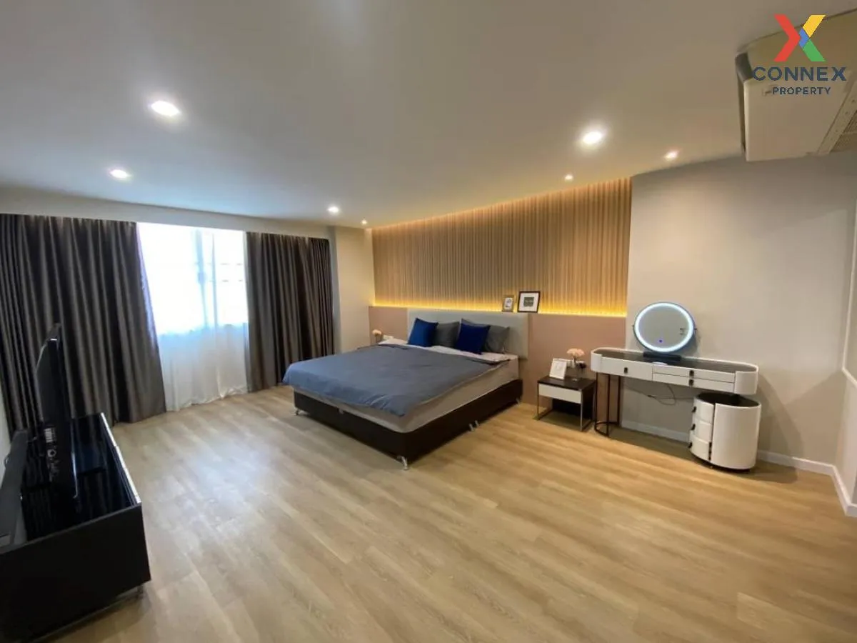 For Rent Condo , D.S. Tower 1 , MRT-Sukhumvit , Khlong Tan Nuea ,