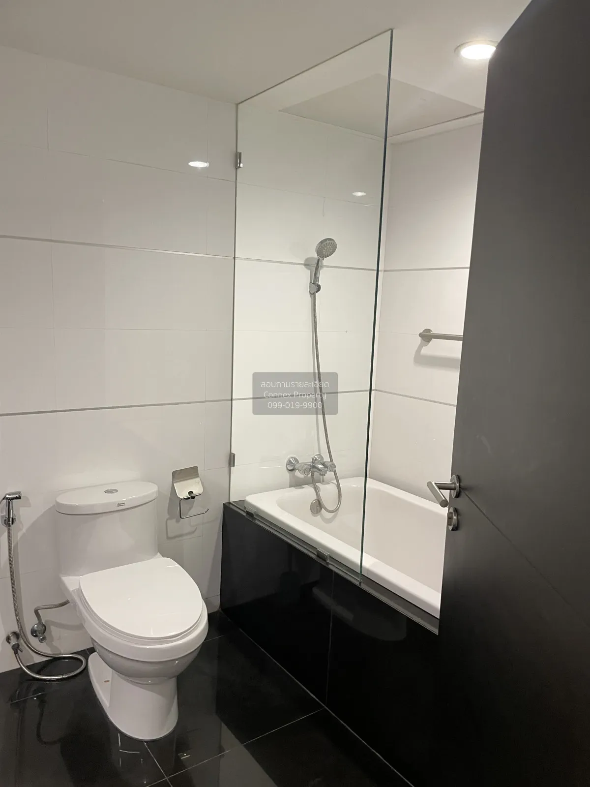 For Rent Condo , D.S. Tower 1 , MRT-Sukhumvit , Khlong Tan Nuea ,