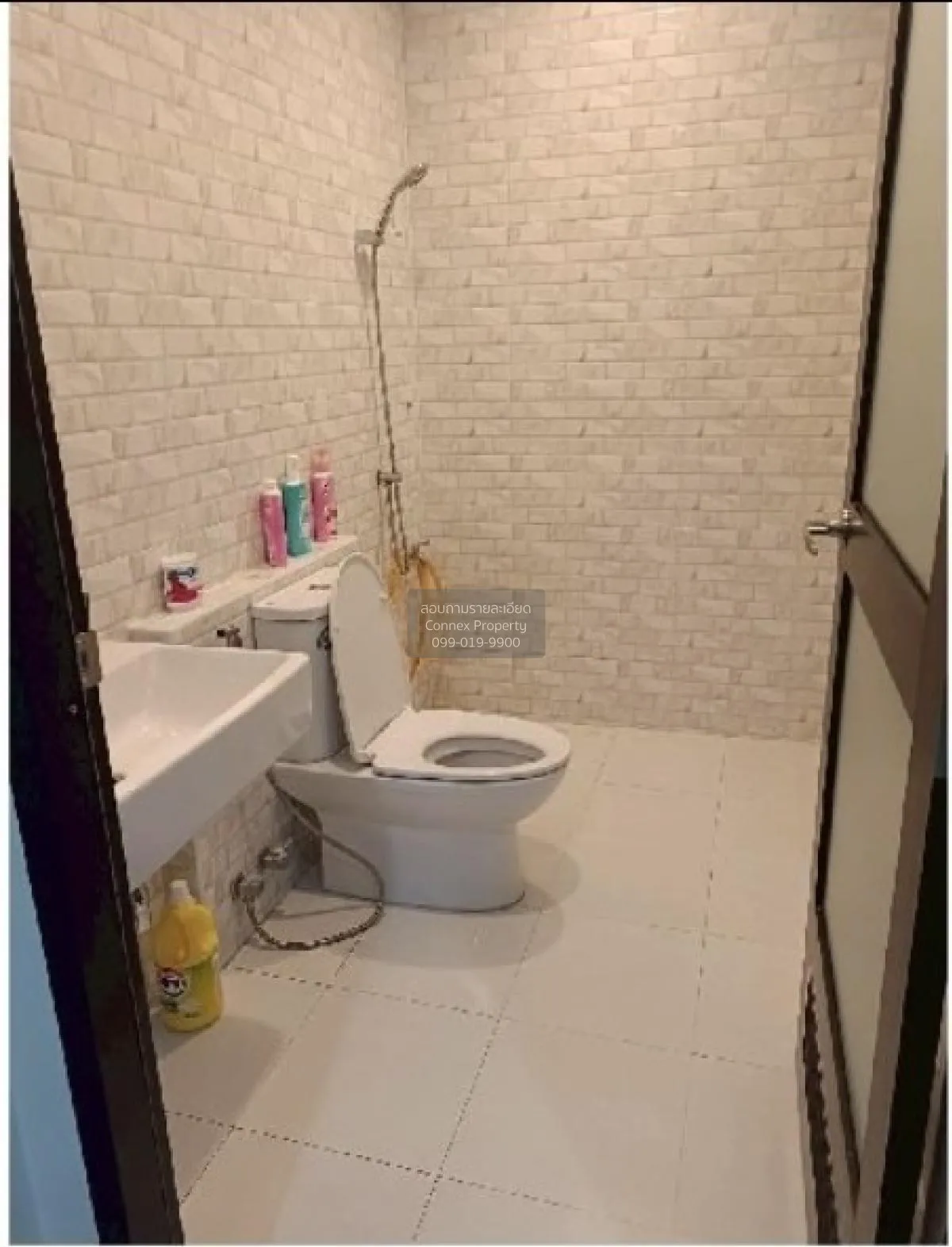 ขายทาวน์เฮาส์ 2 ชั้น พื้นที่ 189 ตารางเมตร หาดใหญ่ สงขลา บ้านพรุ 