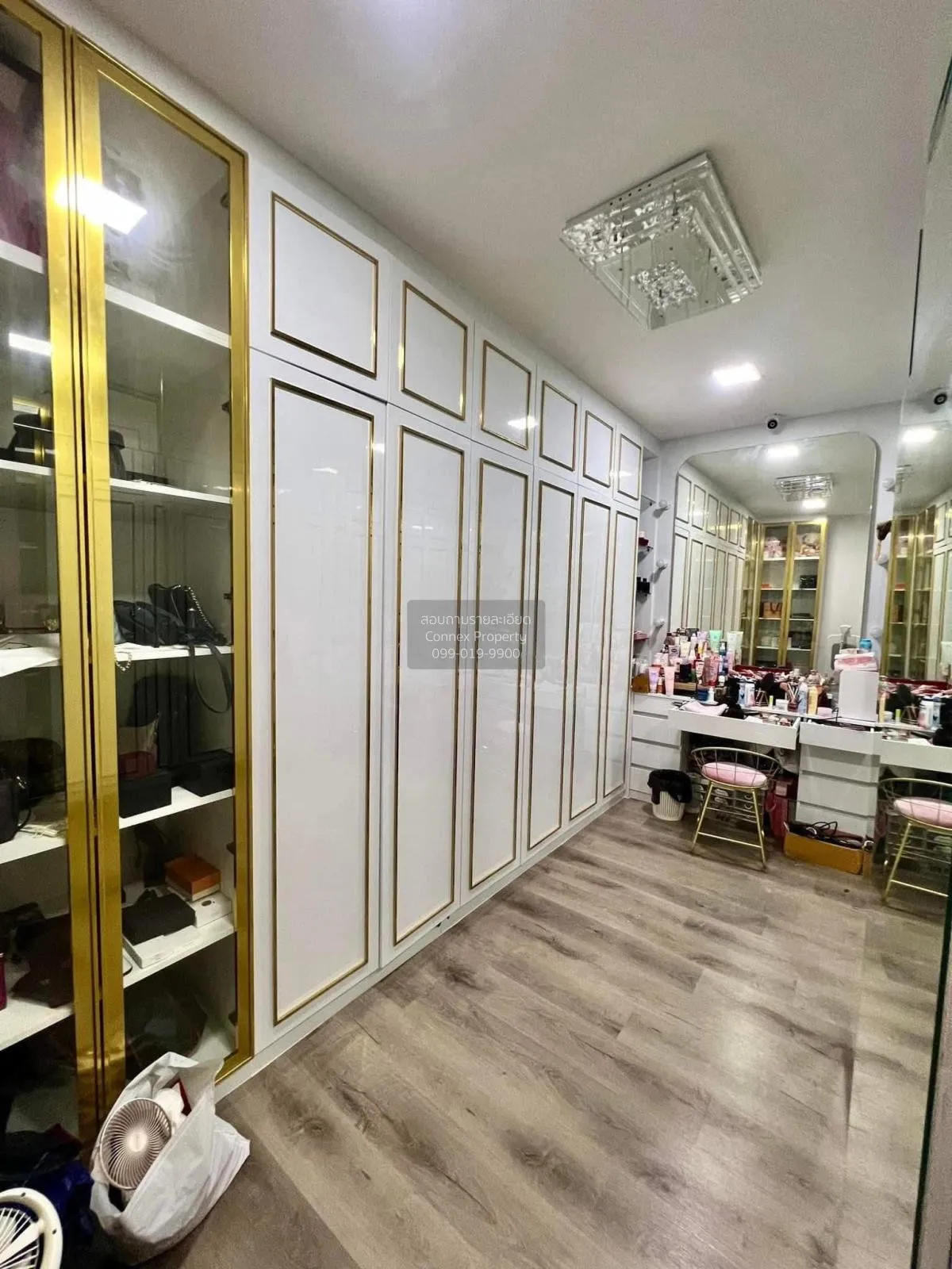 ขายทาวน์เฮ้าส์/ทาวน์โฮม  ดิ ไอเฟล รามคำแหง - กรุงเทพกรีฑา ราษฎร์พ