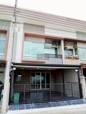 ขายทาวน์เฮ้าส์/ทาวน์โฮม  ไทม์ พระราม 5 หน้ากว้าง รีโนเวทใหม่ บางสีทอง บางกรวย นนทบุรี CX-132972