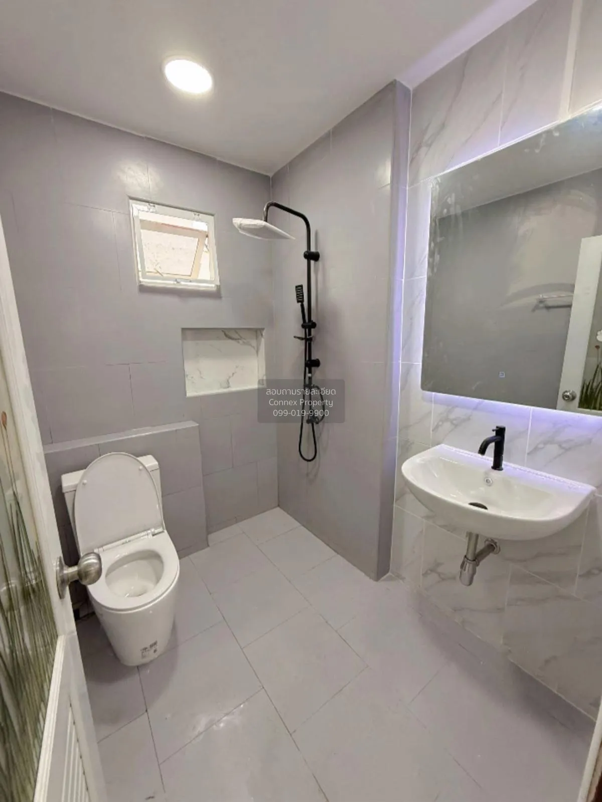 ขายบ้าน  นาราวัลย์ เอกชัย รีโนเวทใหม่ บางน้ำจืด เมืองสมุทรสาคร สม