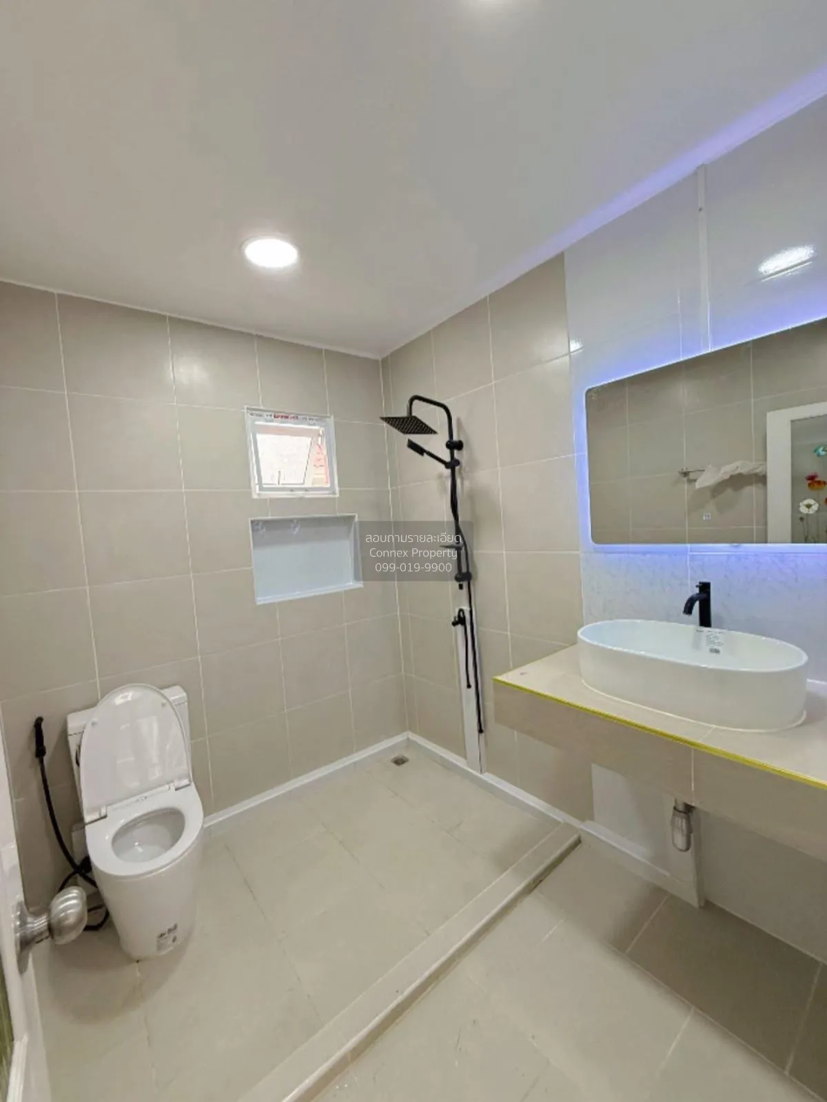 ขายบ้าน  นาราวัลย์ เอกชัย รีโนเวทใหม่ บางน้ำจืด เมืองสมุทรสาคร สม