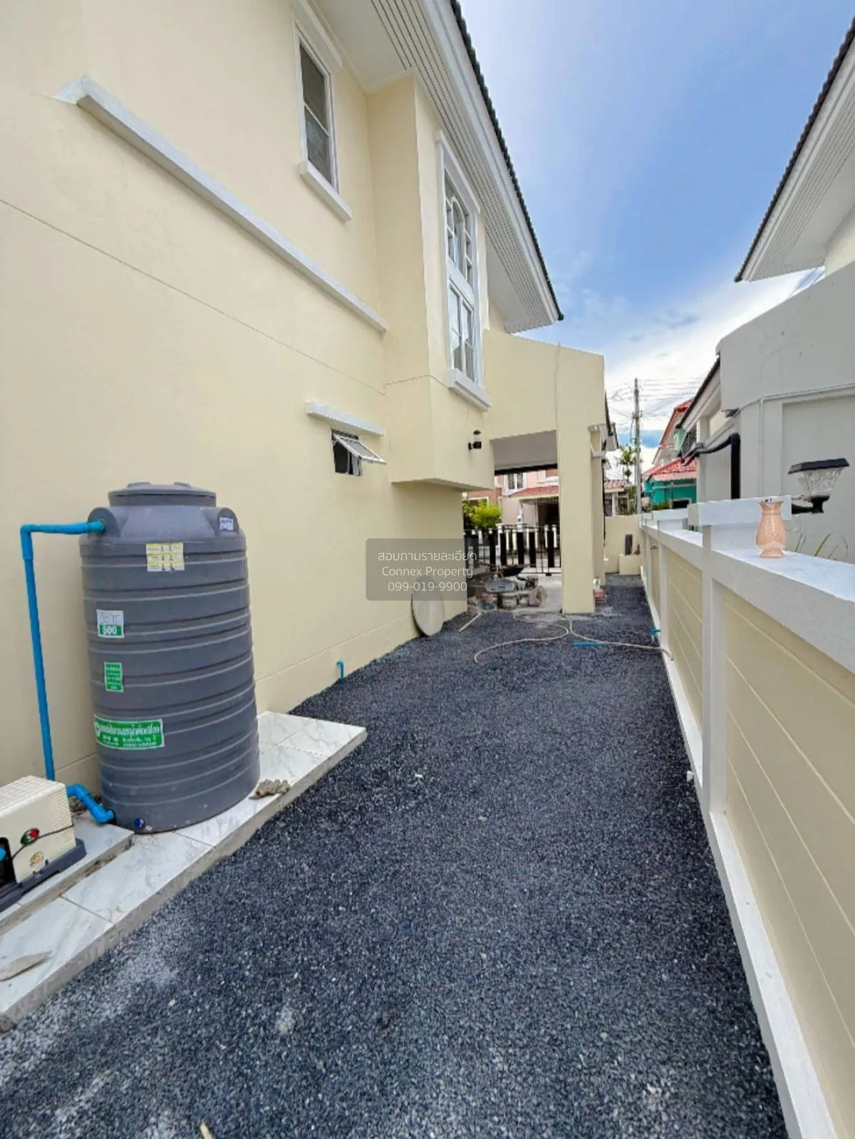 ขายบ้าน  นาราวัลย์ เอกชัย รีโนเวทใหม่ บางน้ำจืด เมืองสมุทรสาคร สม