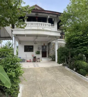 For Sale Baan bang mod , Soi 4 , nice view , wide frontage , Bang Mot , Chom Thong , Bangkok , CX-132992