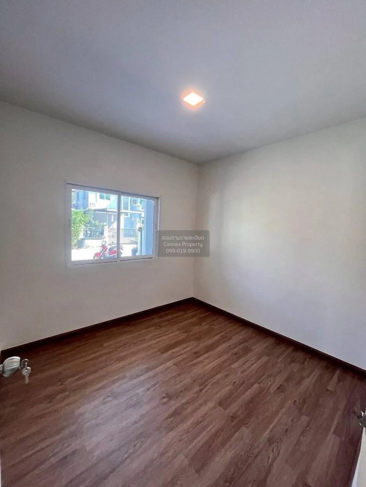 For Sale House , Pruksa Village 5 Wongwaen - Rattanathibet , newl