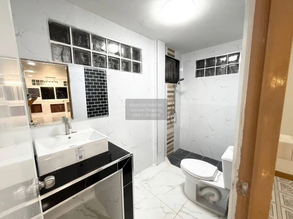 ขายบ้าน  เพชรมณฑลกรีน บางบอน 5 หน้ากว้าง รีโนเวทใหม่ หนองแขม เขต 