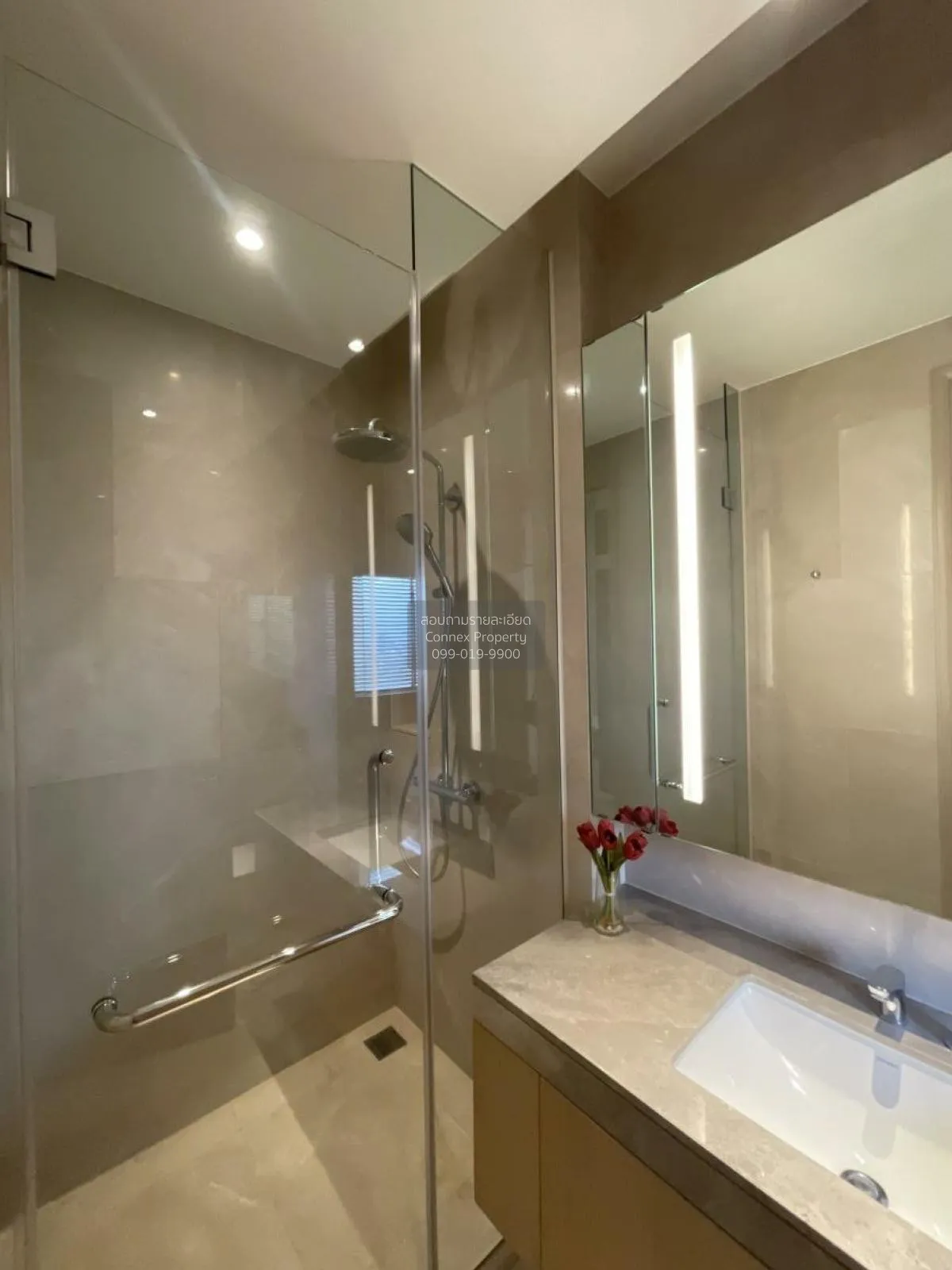 For Rent Condo , Magnolias Waterfront Residences , nice view , hi