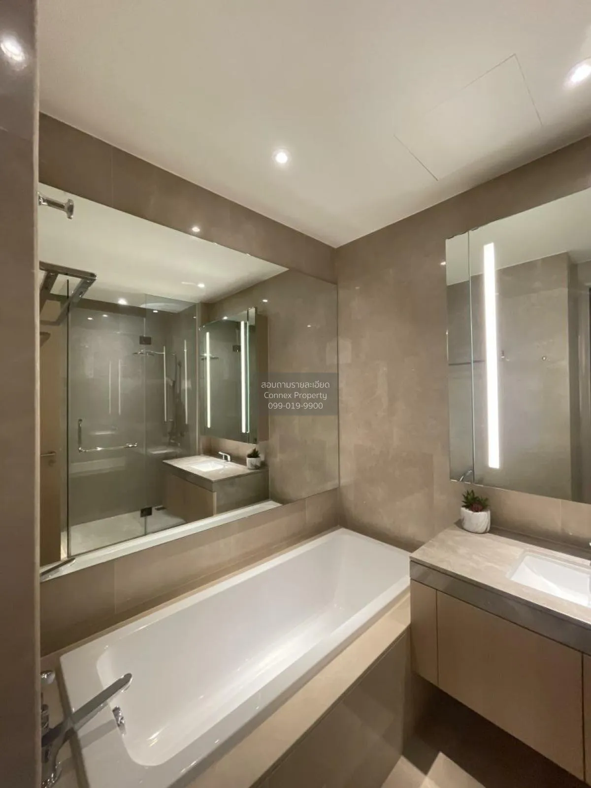 For Rent Condo , Magnolias Waterfront Residences , nice view , hi