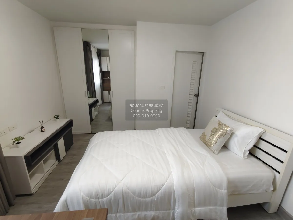 For Sale Condo , Kensington Bearing , newly renovated , BTS-Beari