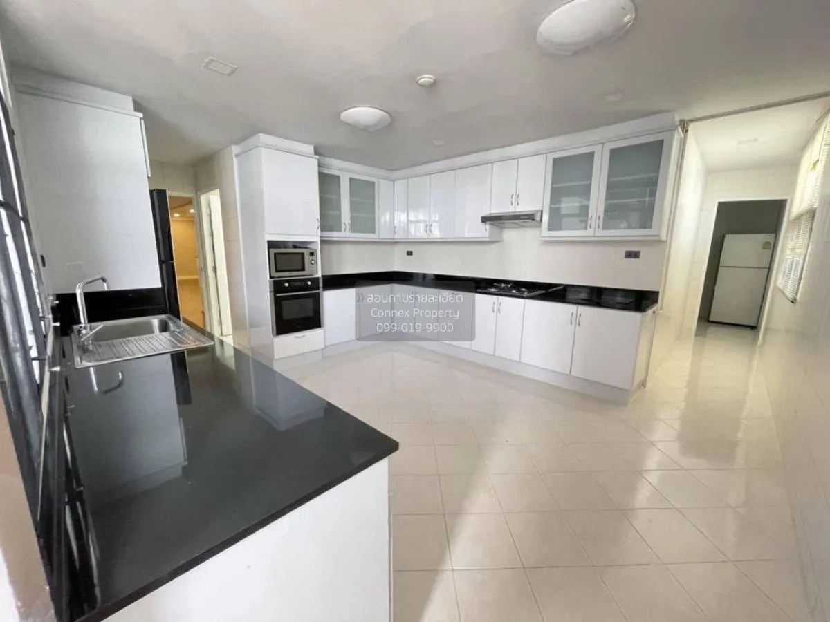 For Rent Condo , Oriental Tower , BTS-Ekkamai , Khlong Tan Nuea ,