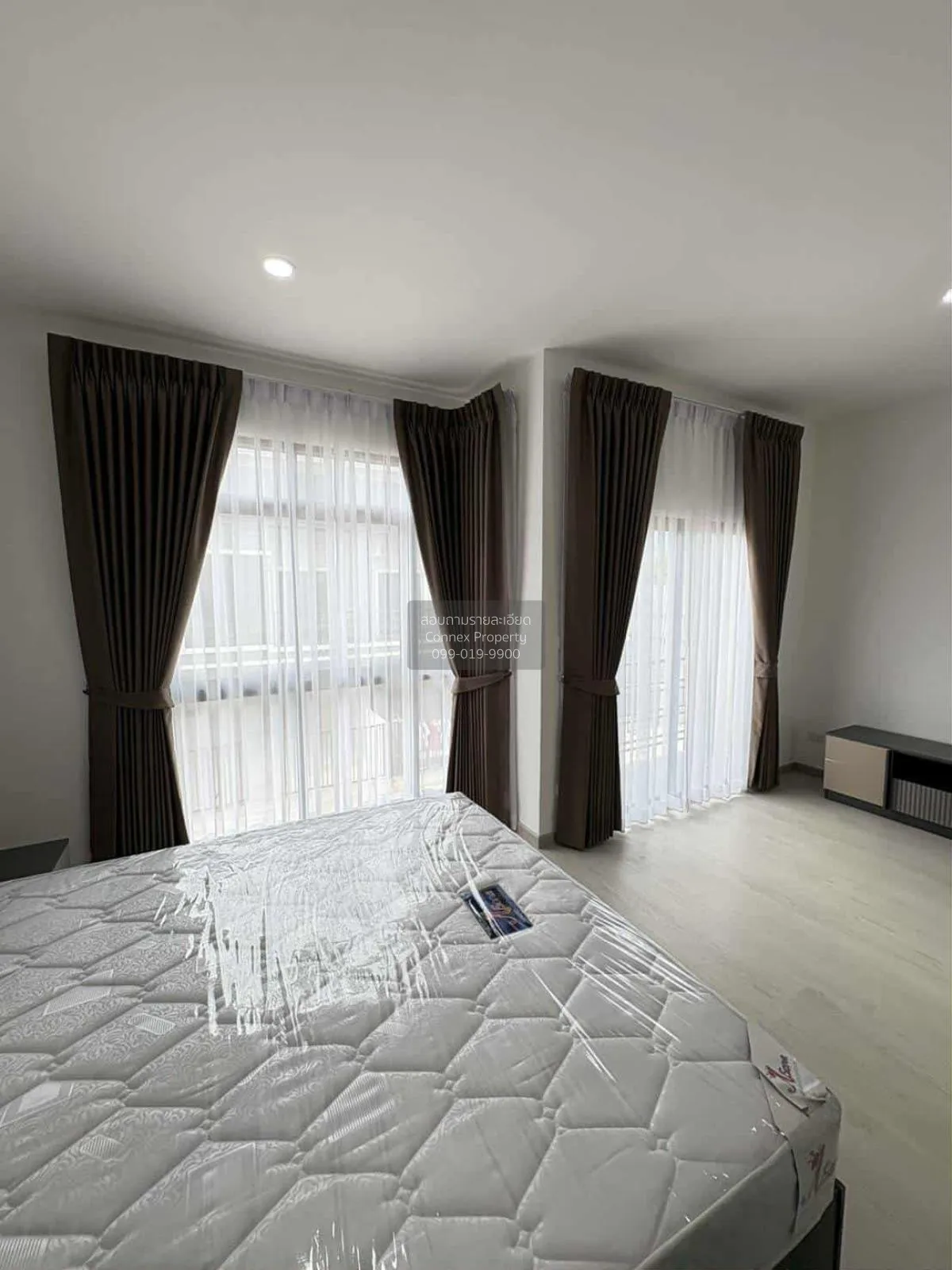 เช่าทาวน์เฮ้าส์/ทาวน์โฮม  หมู่บ้านกูดส์แลนด์ สมุทรสาคร ตลาดกระทุ่ 2