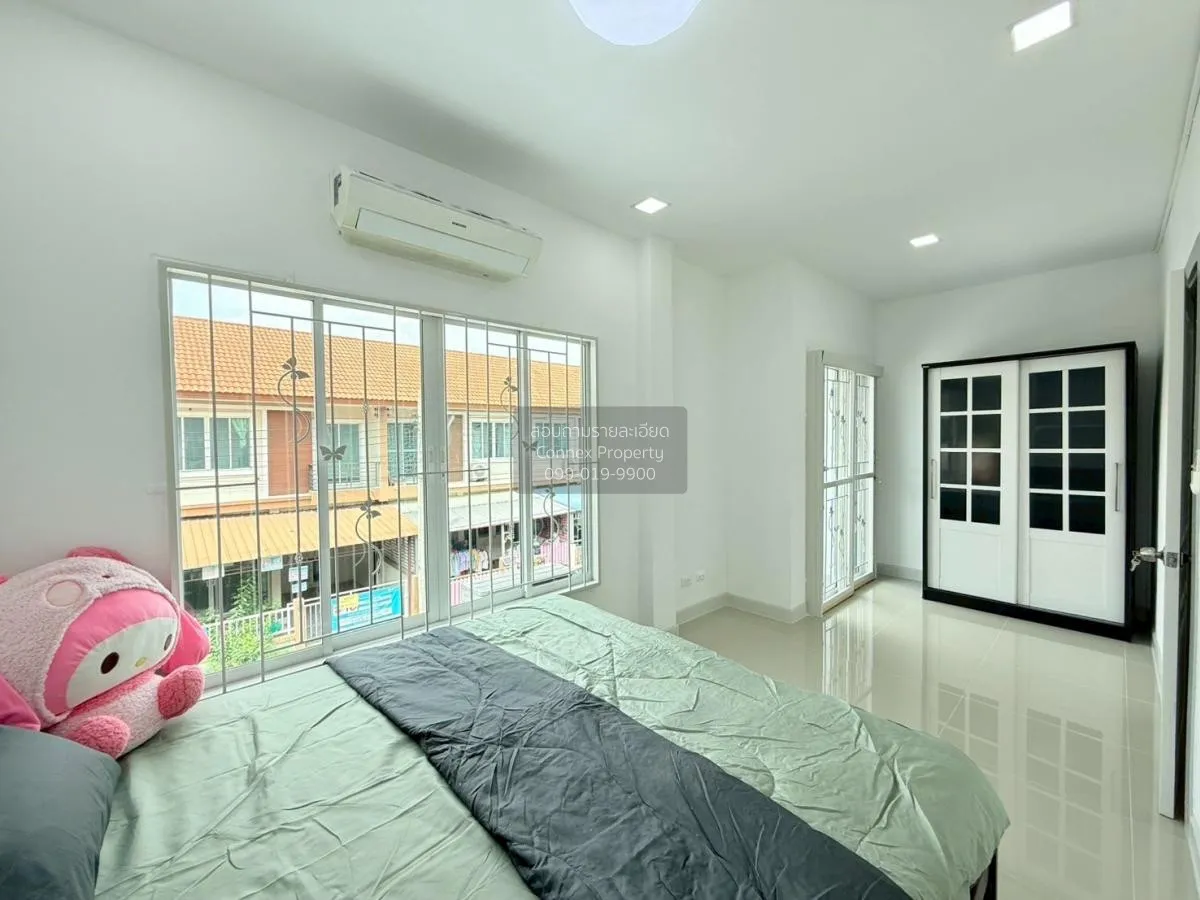 For Sale Townhouse/Townhome  , Phanason Villa Nimitmai , wide fro