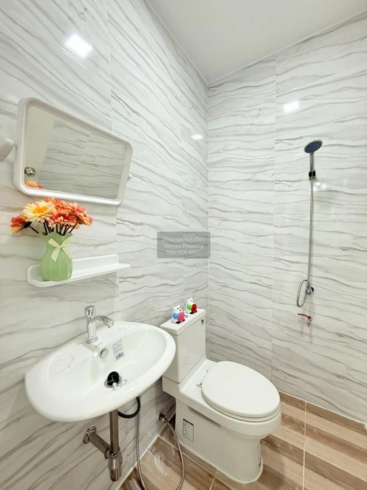 For Sale Townhouse/Townhome  , Phanason Villa Nimitmai , wide fro