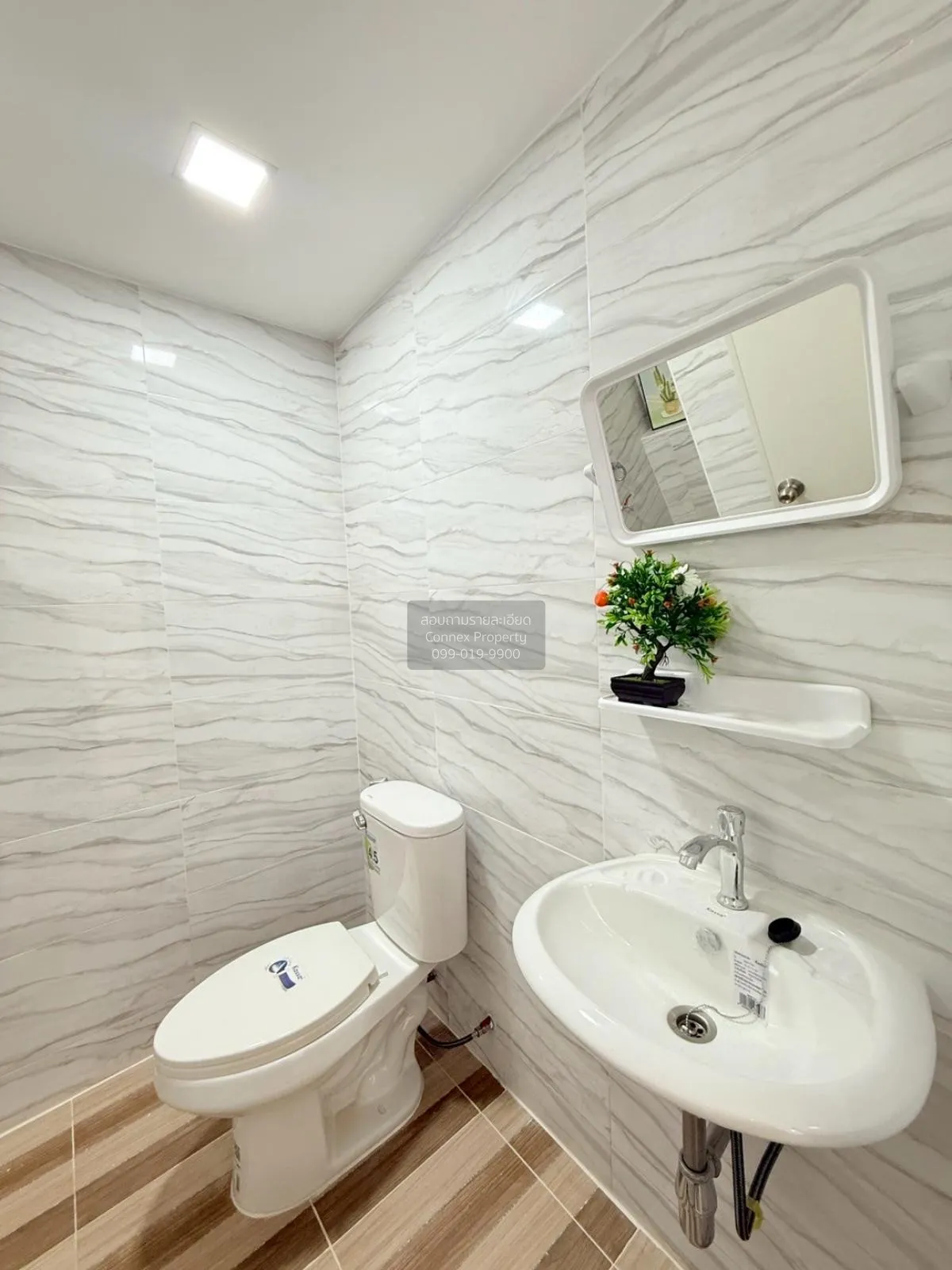 For Sale Townhouse/Townhome  , Phanason Villa Nimitmai , wide fro