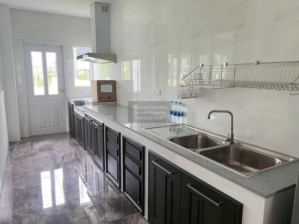 For Sale The Pana Petchkasem-Sai 3 , corner unit , wide frontage  4