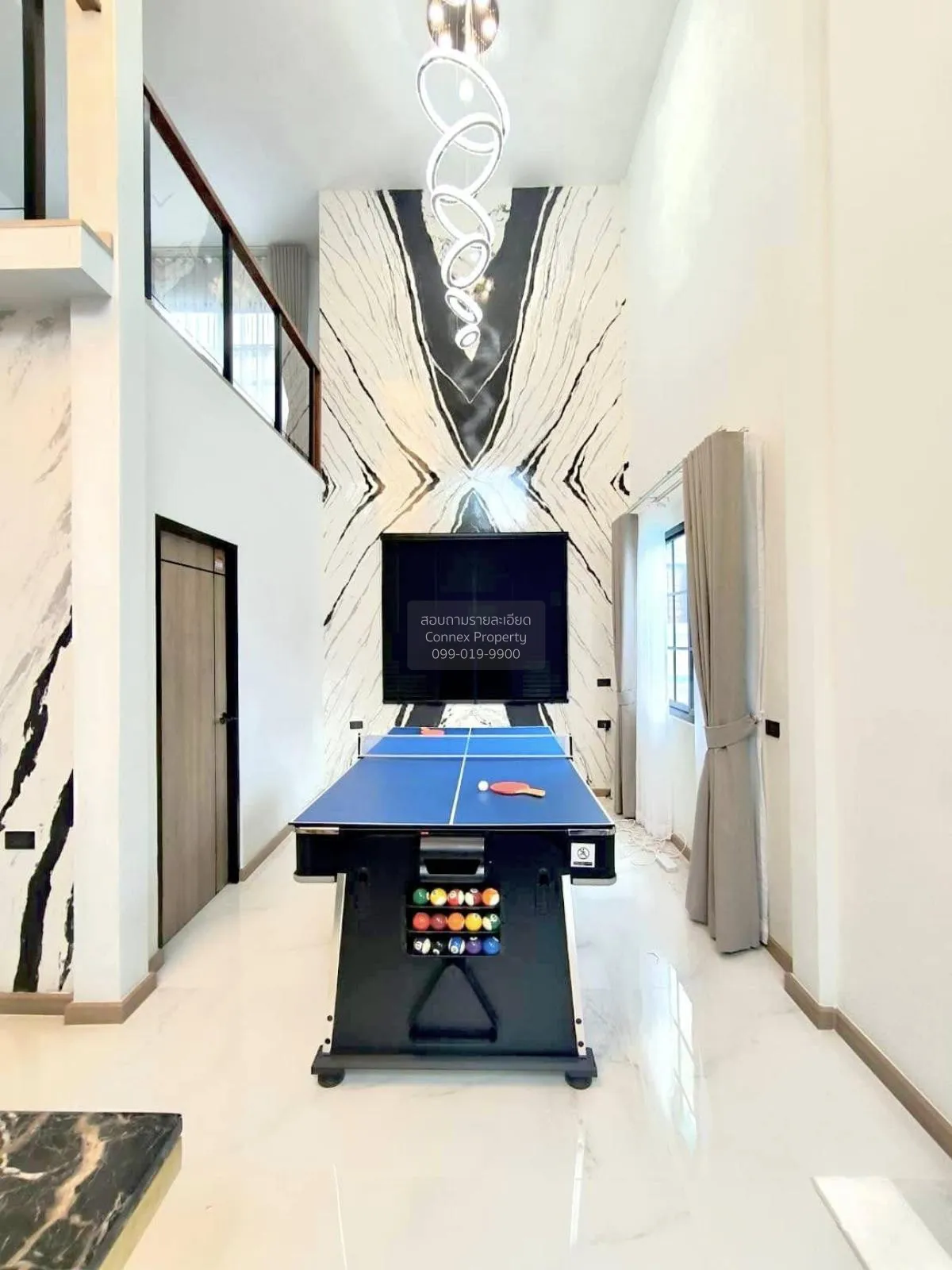 เช่าวิลล่าหรูสระว่ายน้ำส่วนตัว ดีไซน์ทันสมัย ดินแดง เขต ดินแดง กร