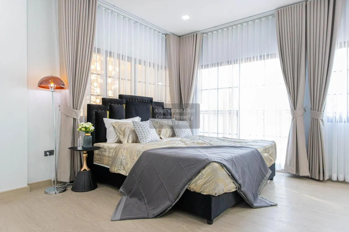 เช่าวิลล่าหรูสระว่ายน้ำส่วนตัว ดีไซน์ทันสมัย ดินแดง เขต ดินแดง กร