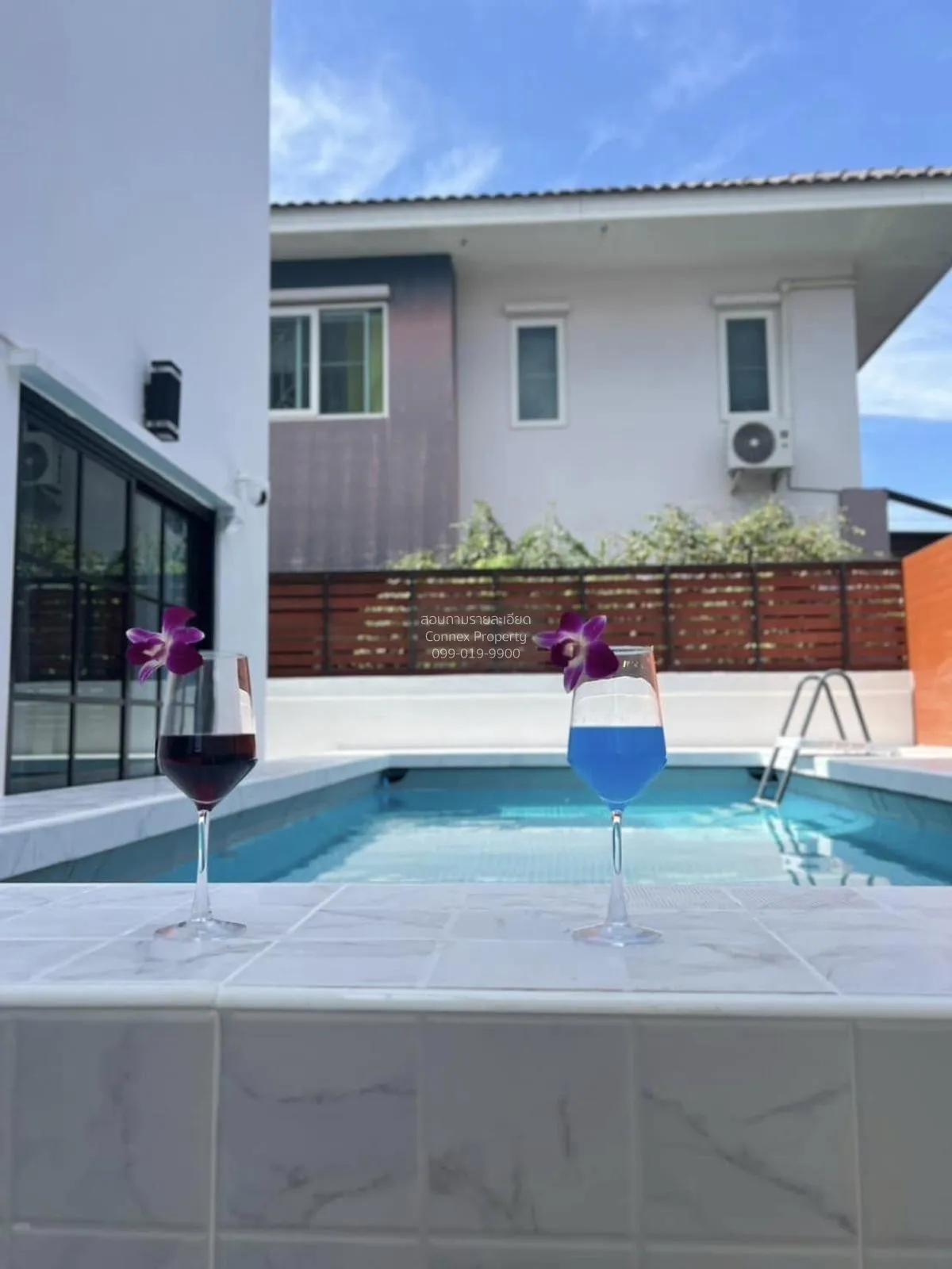 เช่าวิลล่าหรูสระว่ายน้ำส่วนตัว ดีไซน์ทันสมัย ดินแดง เขต ดินแดง กร