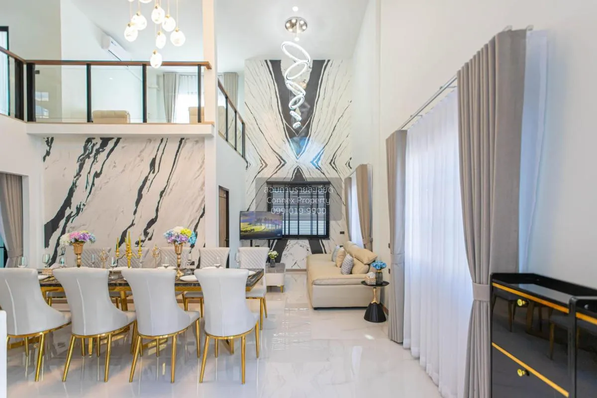 เช่าวิลล่าหรูสระว่ายน้ำส่วนตัว ดีไซน์ทันสมัย ดินแดง เขต ดินแดง กร