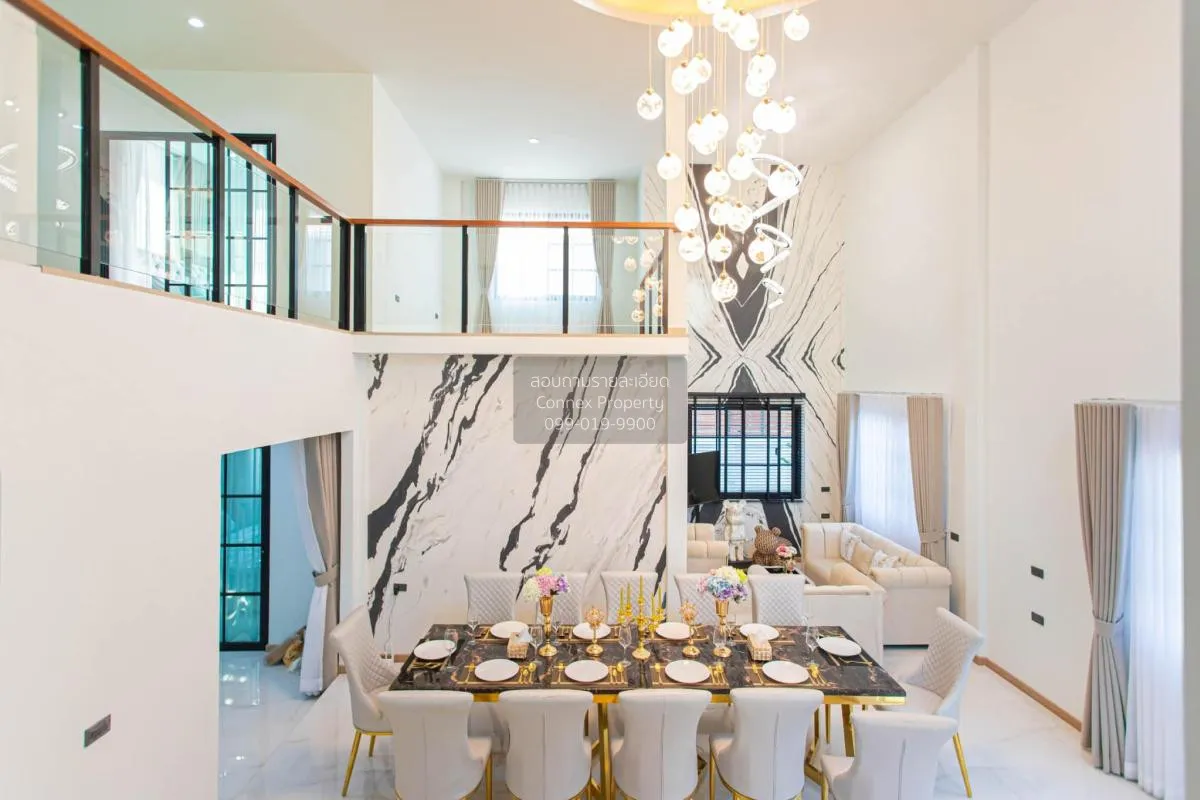 เช่าวิลล่าหรูสระว่ายน้ำส่วนตัว ดีไซน์ทันสมัย ดินแดง เขต ดินแดง กร