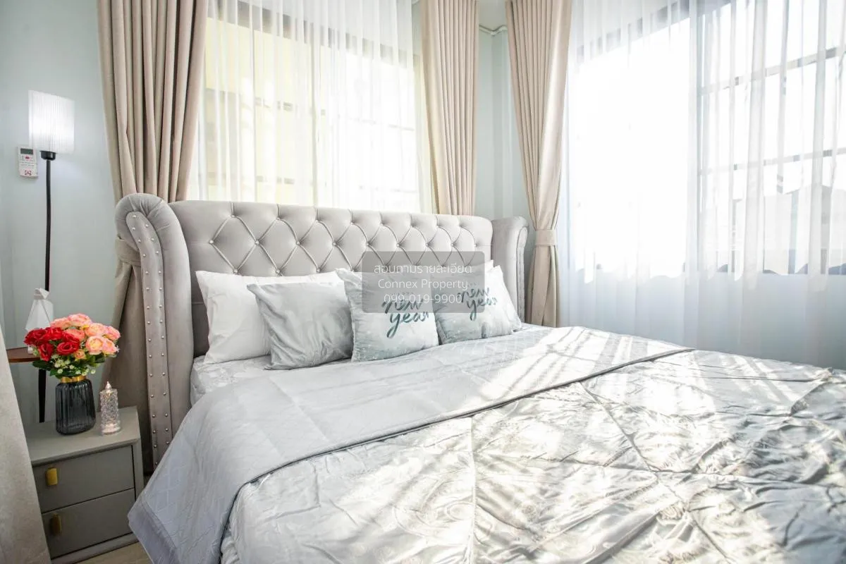 เช่าวิลล่าหรูสระว่ายน้ำส่วนตัว ดีไซน์ทันสมัย ดินแดง เขต ดินแดง กร