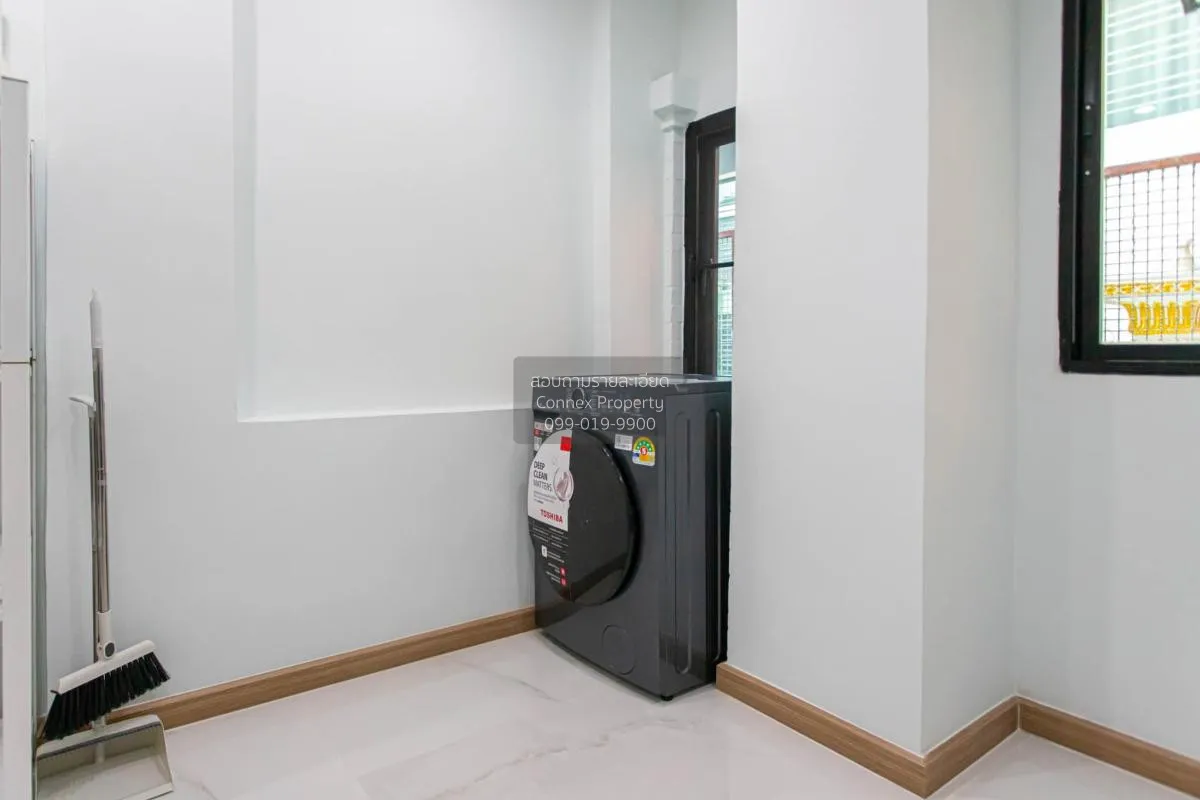 เช่าวิลล่าหรูสระว่ายน้ำส่วนตัว ดีไซน์ทันสมัย ดินแดง เขต ดินแดง กร