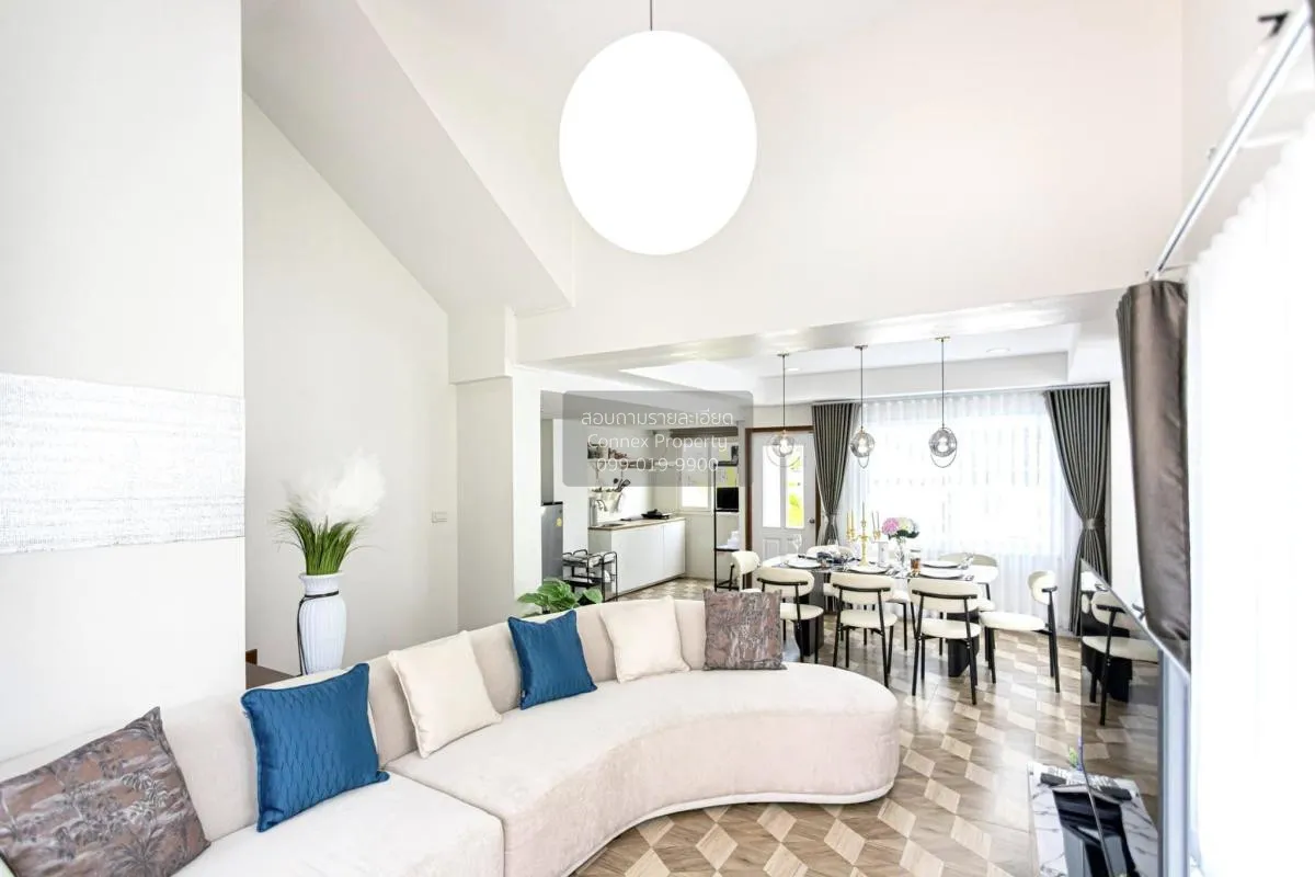 For Rent Modern Luxury Private Pool villa @Ratchada , Ratchadaphi