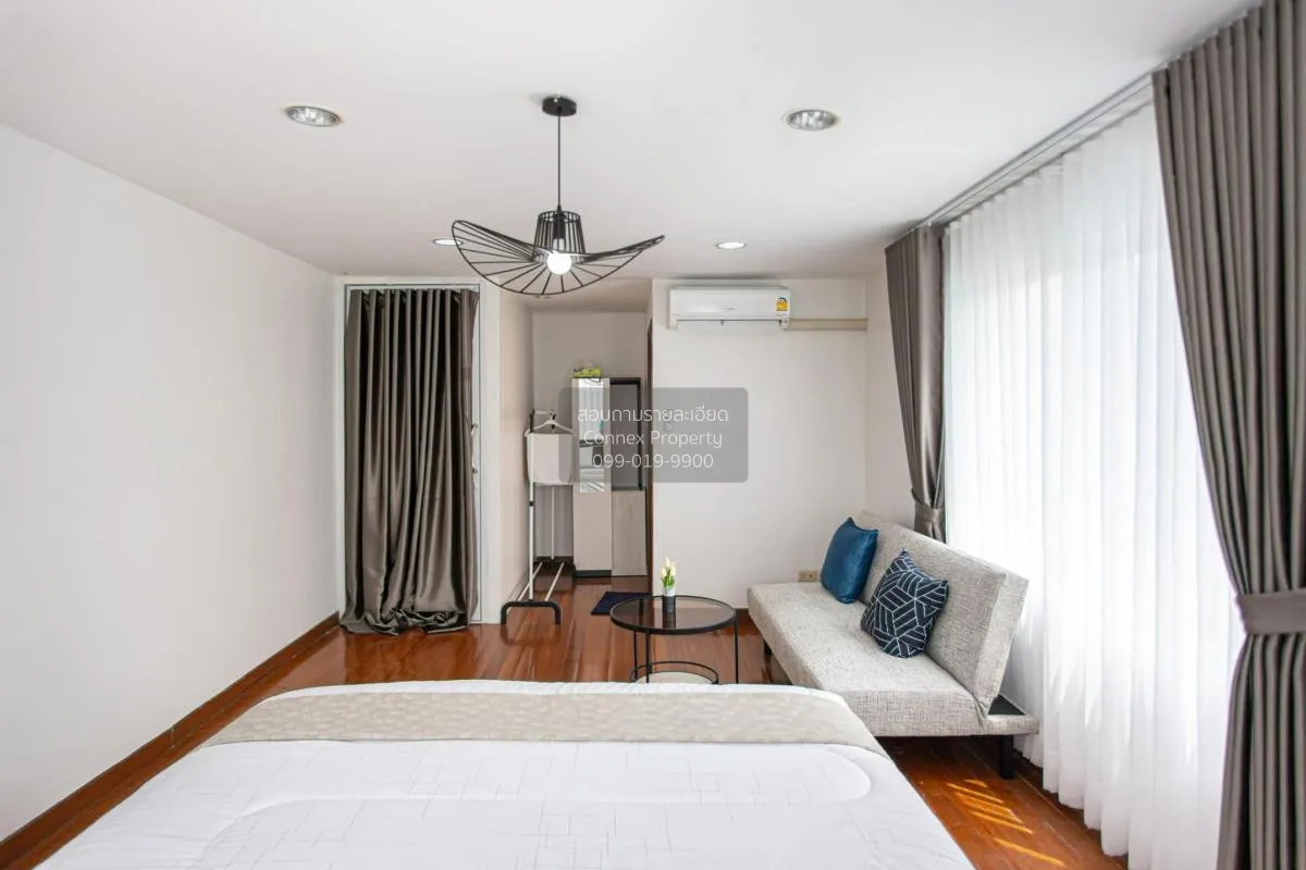 For Rent Modern Luxury Private Pool villa @Ratchada , Ratchadaphi