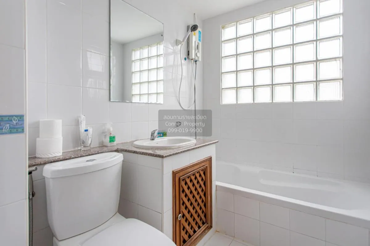 For Rent Modern Luxury Private Pool villa @Ratchada , Ratchadaphi