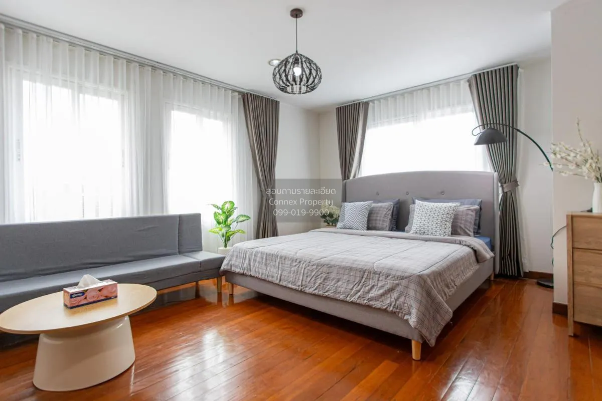 For Rent Modern Luxury Private Pool villa @Ratchada , Ratchadaphi