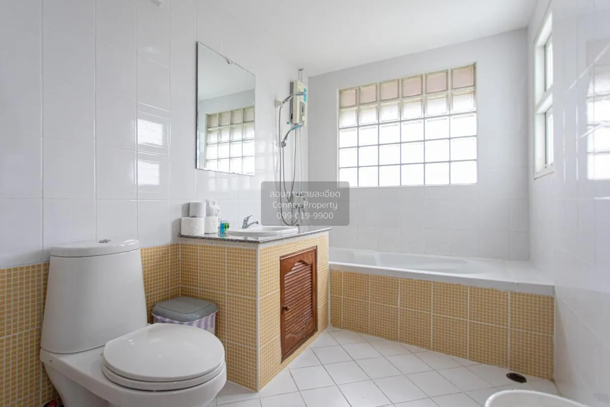 For Rent Modern Luxury Private Pool villa @Ratchada , Ratchadaphi