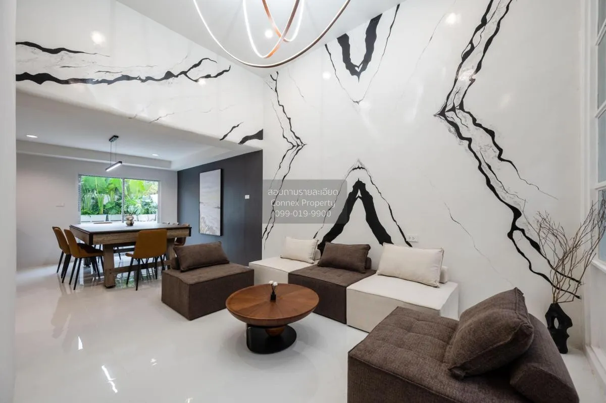 เช่าวิลล่าหรูสระว่ายน้ำส่วนตัว ดีไซน์ทันสมัย @รัชดาภิเษก รัชดาภิเ 2