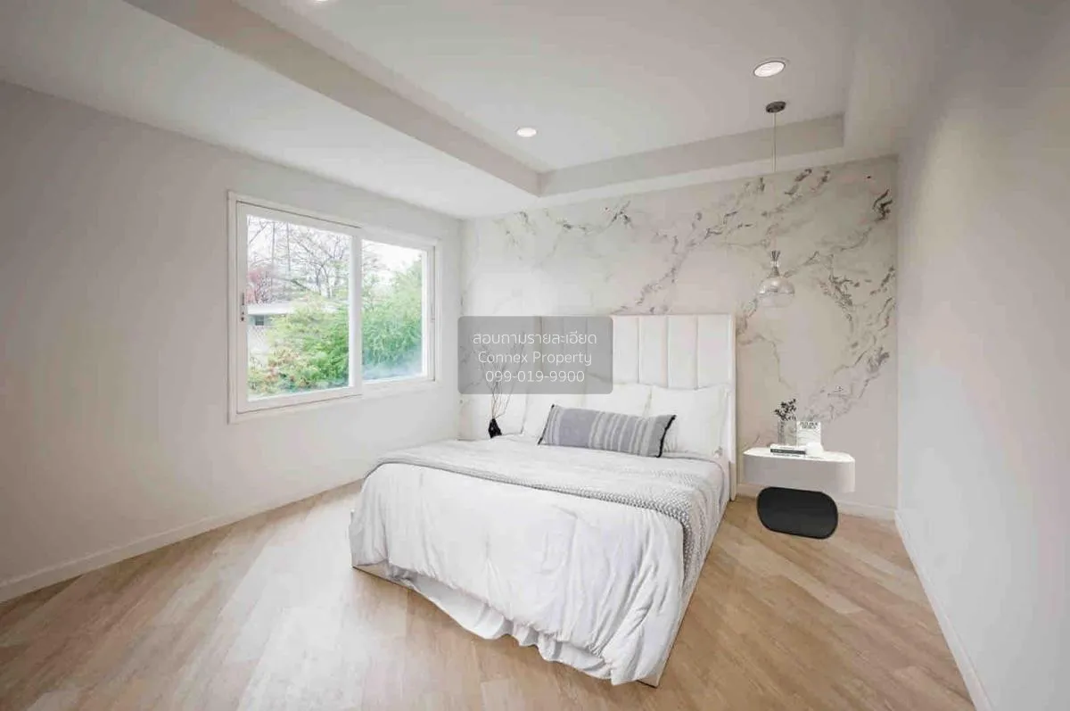 เช่าวิลล่าหรูสระว่ายน้ำส่วนตัว ดีไซน์ทันสมัย @รัชดาภิเษก รัชดาภิเ