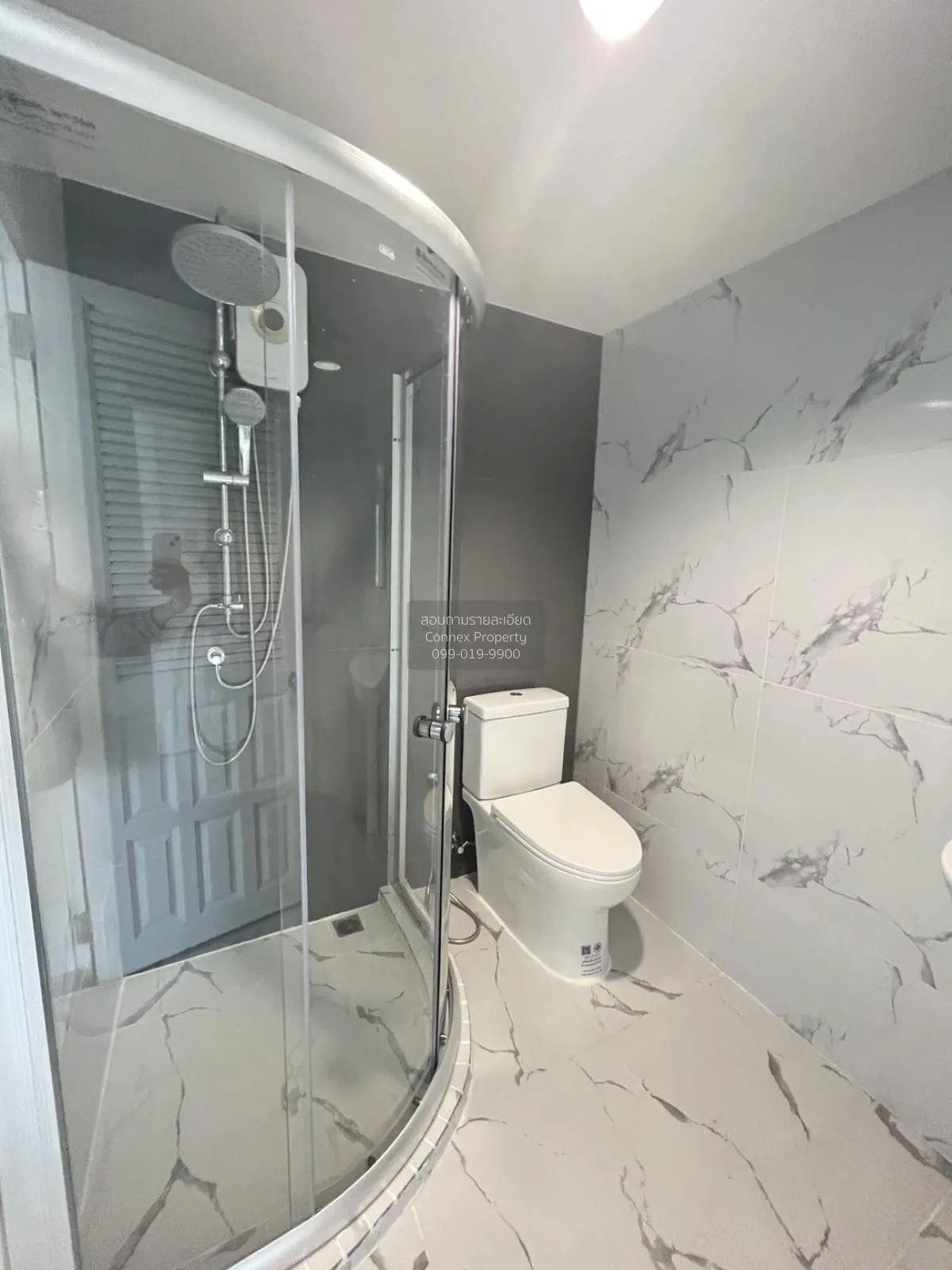 เช่าวิลล่าหรูสระว่ายน้ำส่วนตัว ดีไซน์ทันสมัย @รัชดาภิเษก รัชดาภิเ