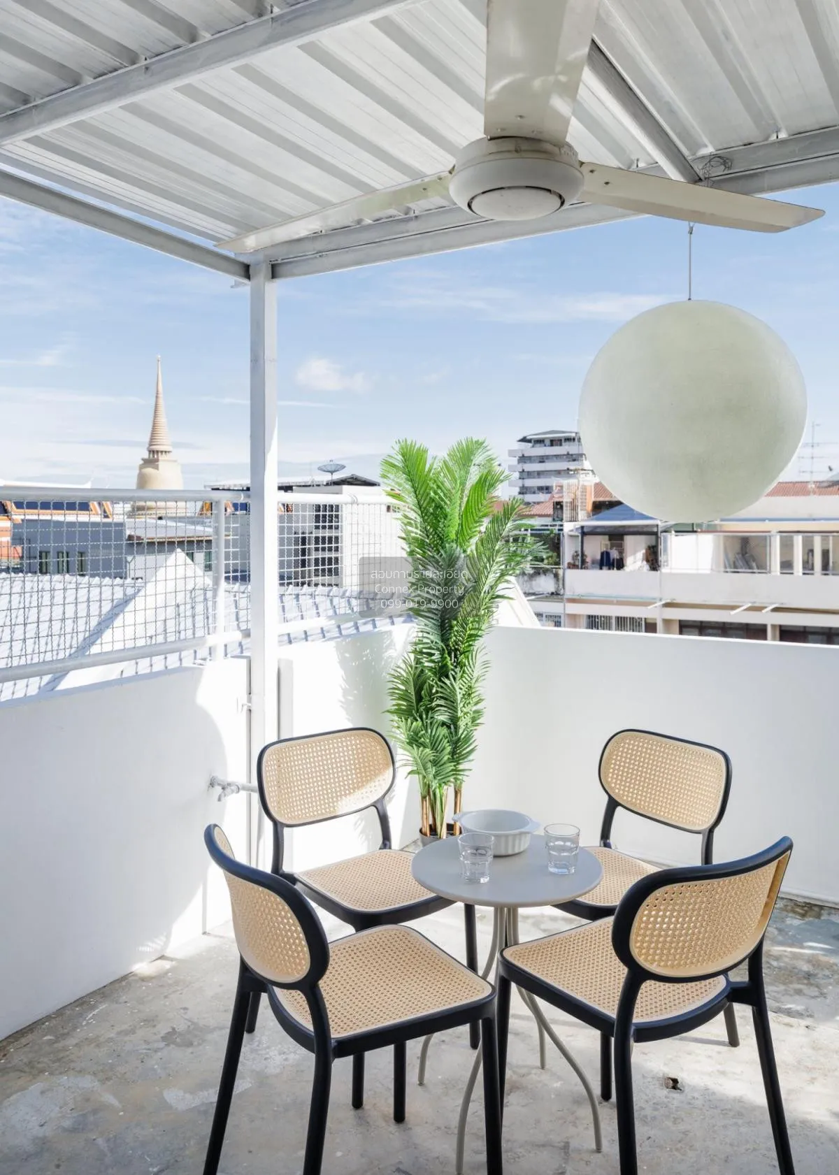 For Rent Building next to MRT Sam Yot, Wang Burapha Phirom , Phra