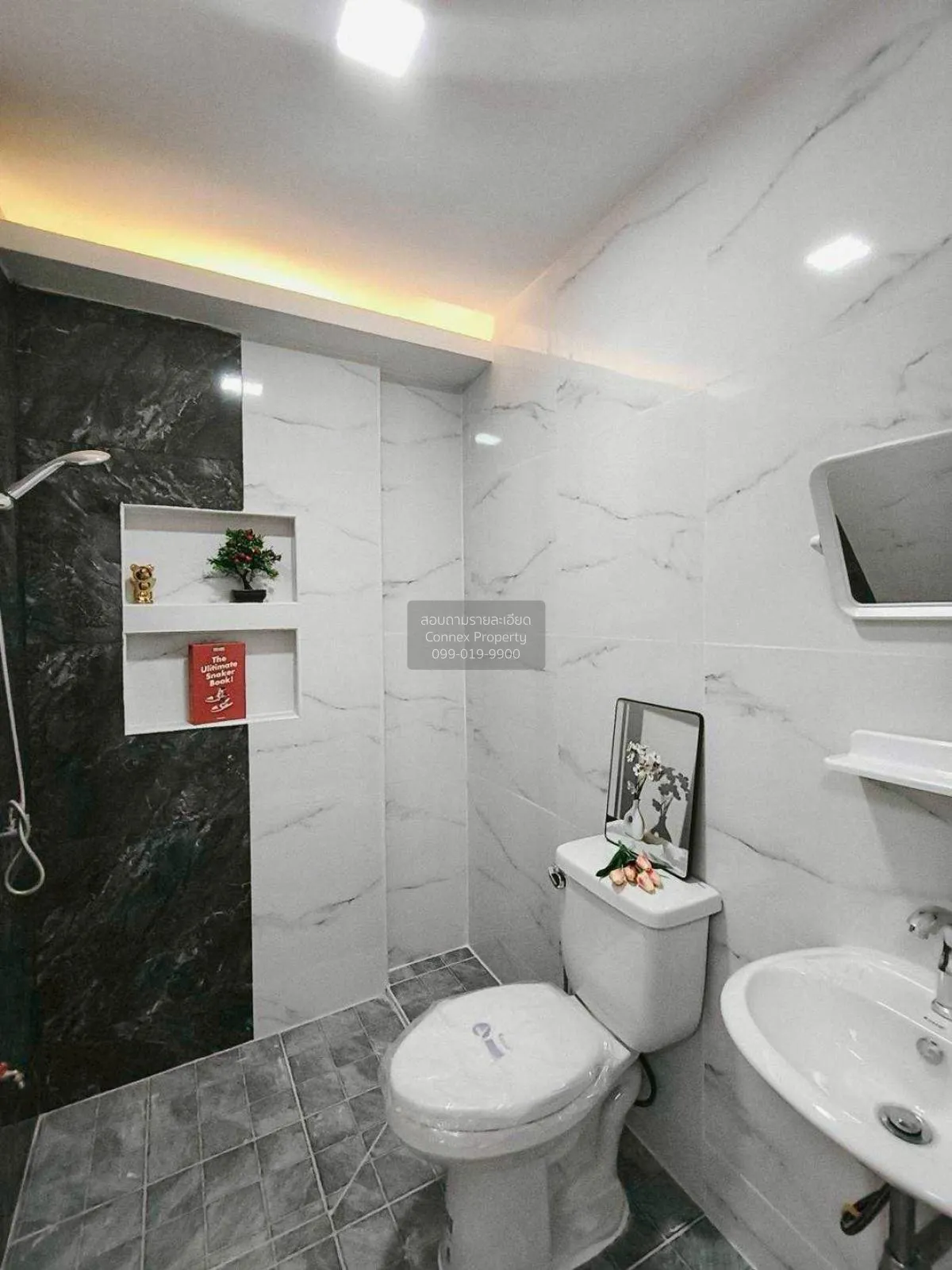 ขายทาวน์เฮ้าส์/ทาวน์โฮม  เมืองประชา รามอินทรา รีโนเวทใหม่ สามวาตะ