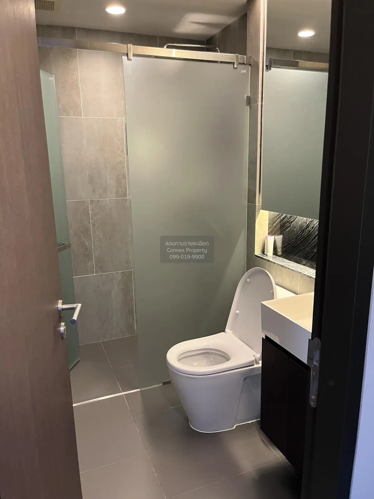 เช่าคอนโด  เดอะ ลุมพินี 24 ชั้นสูง BTS-พร้อมพงษ์ คลองตัน เขต คลอง