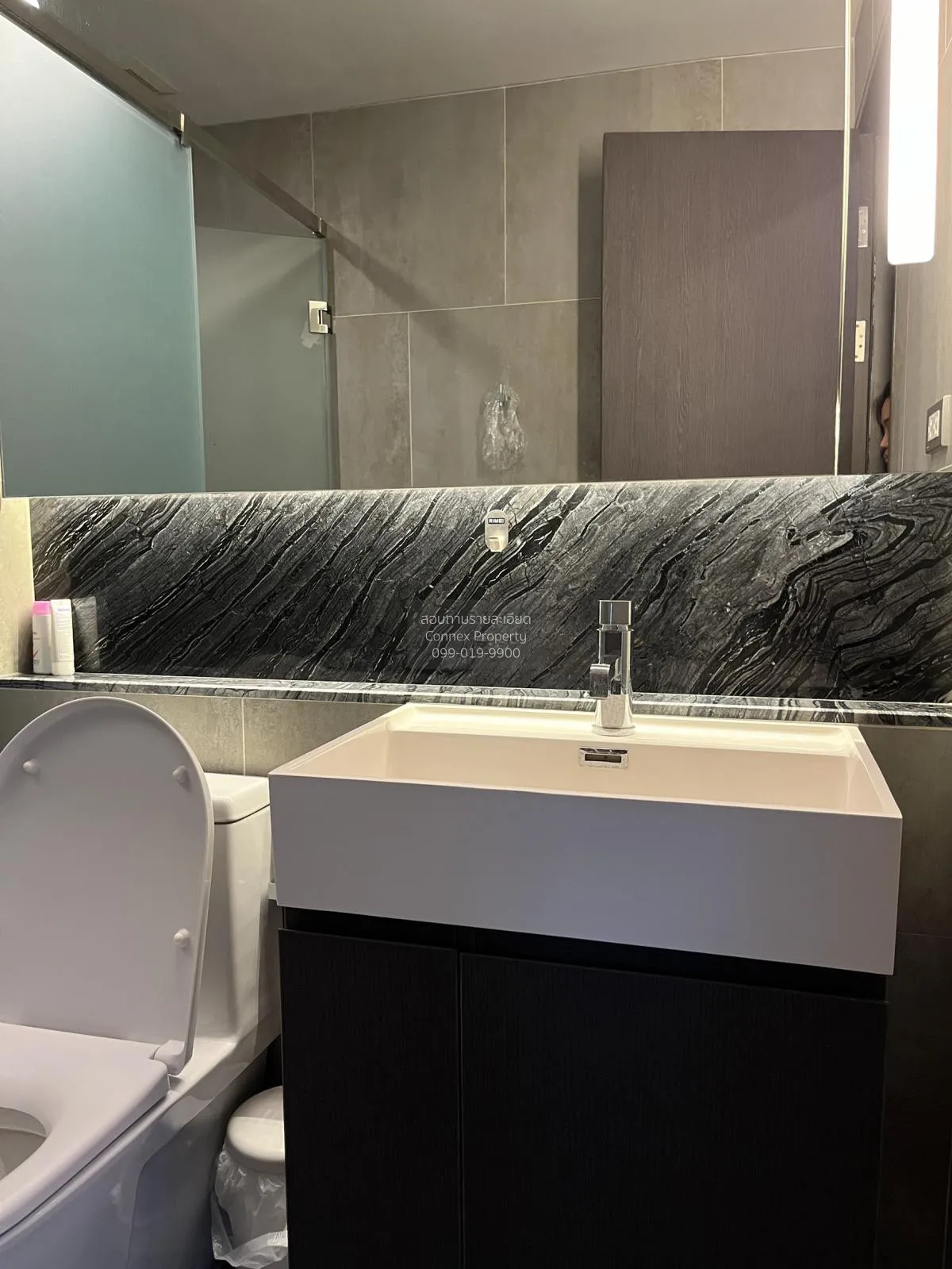 เช่าคอนโด  เดอะ ลุมพินี 24 ชั้นสูง BTS-พร้อมพงษ์ คลองตัน เขต คลอง