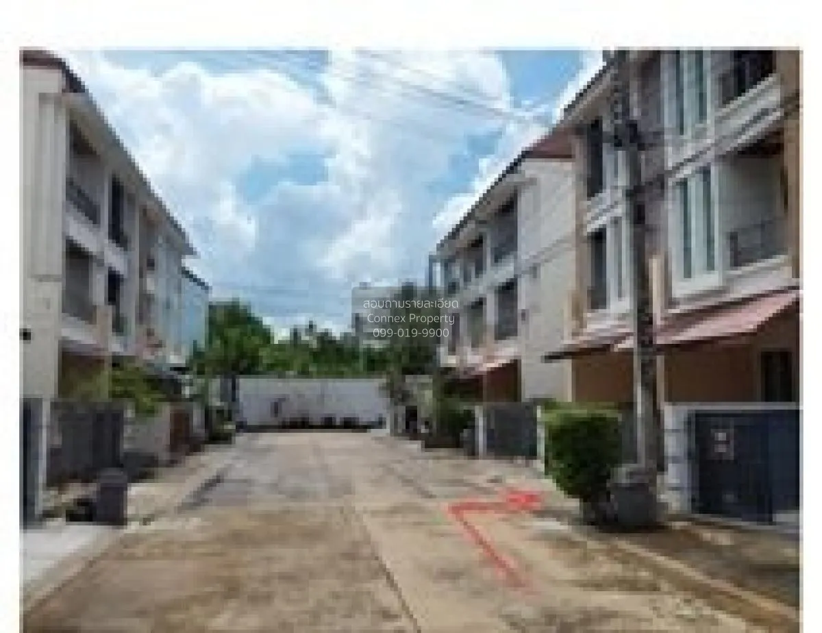 For Sale Townhouse/Townhome  , BAAN KLANG MUANG SATHORN - TAKSIN  1