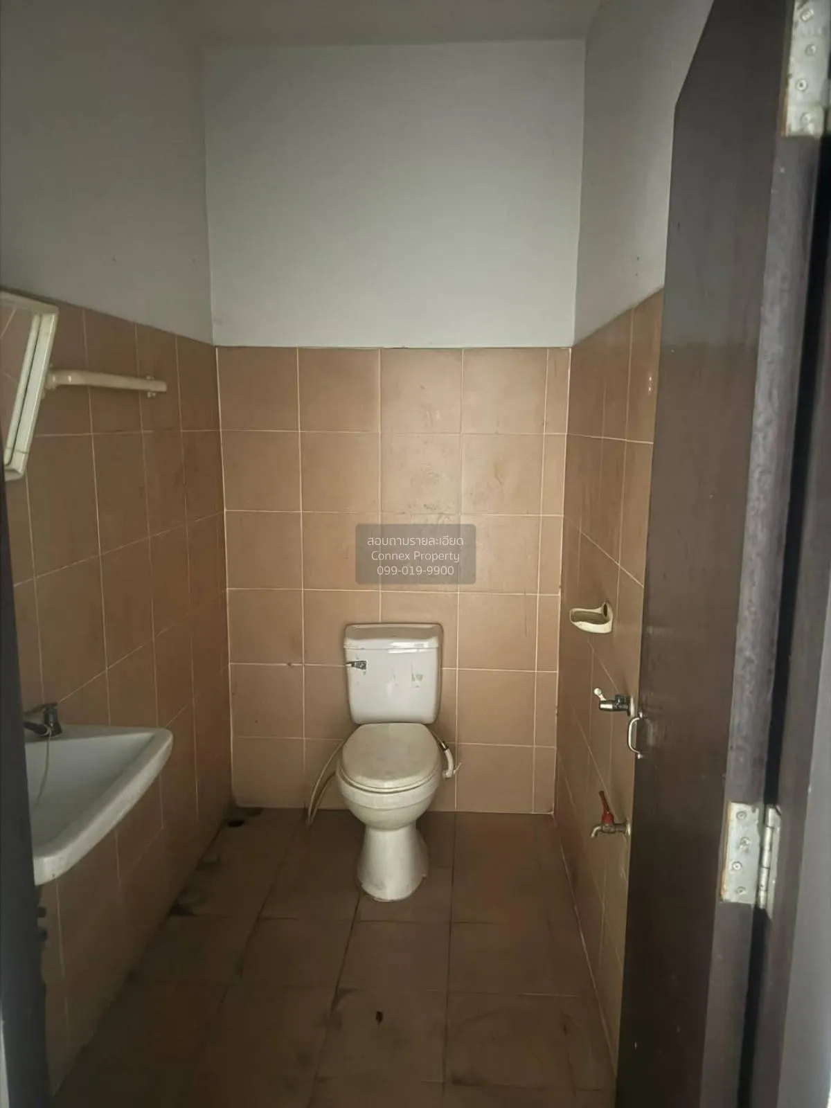 ขายทาวน์เฮ้าส์/ทาวน์โฮม  บ้านวรพัฒ สุขาภิบาล 5 ออเงิน เขต สายไหม  4