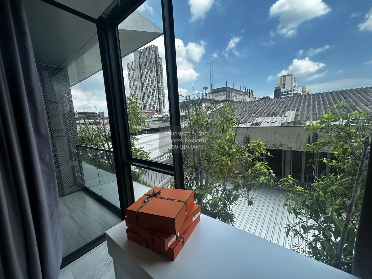 ขายคอนโด  168 สุขุมวิท 36 พระโขนง เขต คลองเตย กรุงเทพ CX-133551