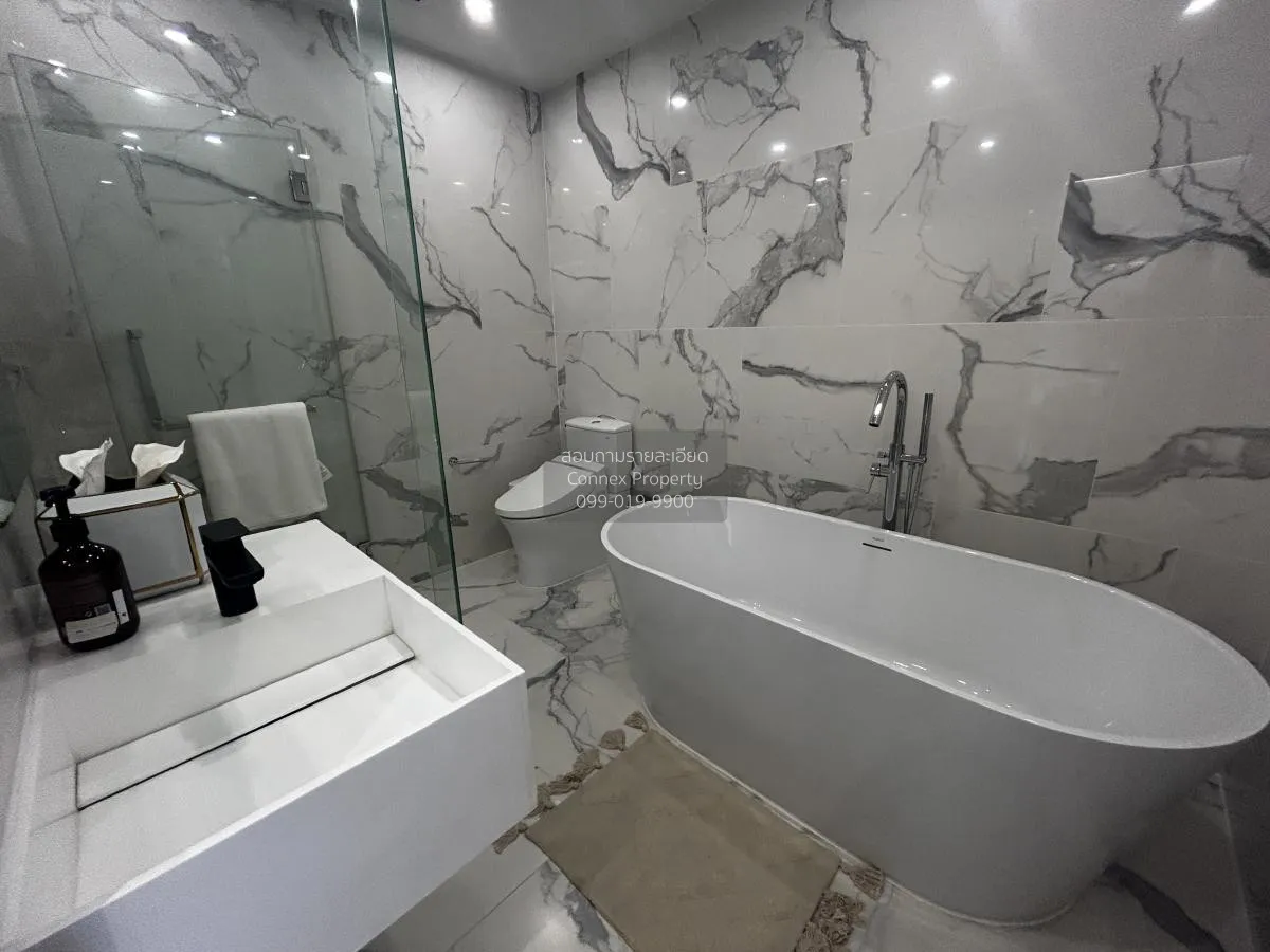 ขายคอนโด  168 สุขุมวิท 36 พระโขนง เขต คลองเตย กรุงเทพ CX-133551