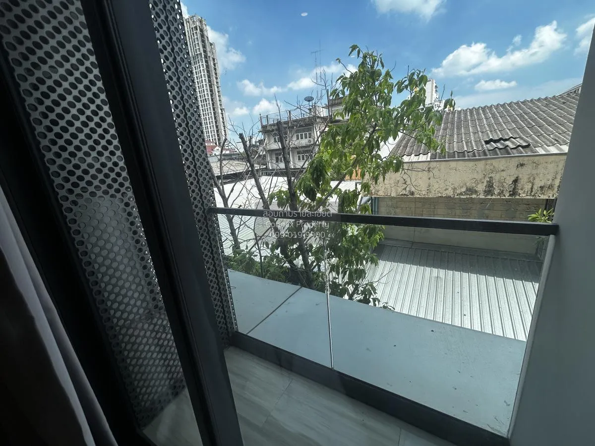 ขายคอนโด  168 สุขุมวิท 36 พระโขนง เขต คลองเตย กรุงเทพ CX-133552