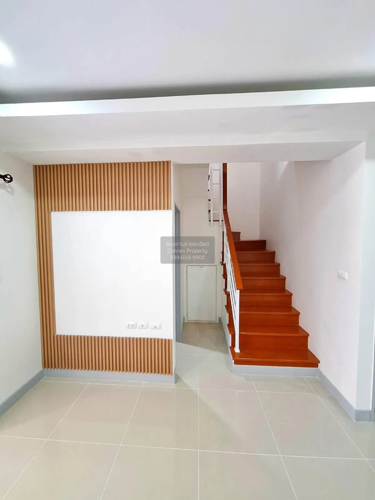 For Sale Townhouse/Townhome  , I Leaf Prime Rama 2 km.14 , wide f