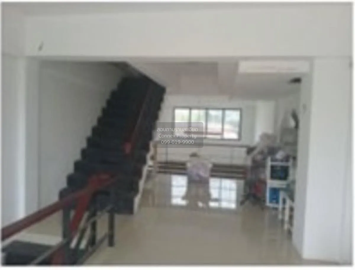 For Sale Commercial 3.5 floors area 404 square meters Mueang Chon