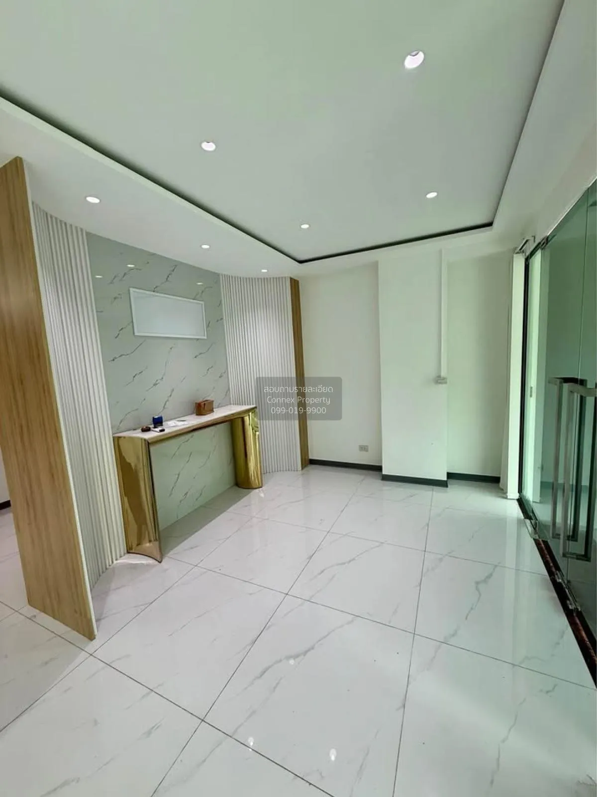 For Sale Townhouse/Townhome  , B-Square Rama 9 - Mengjai , newly  2