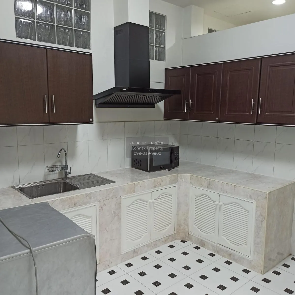 For Rent Townhouse/Townhome  , Baan 84 Mansion , MRT-Ladprao 71 ,