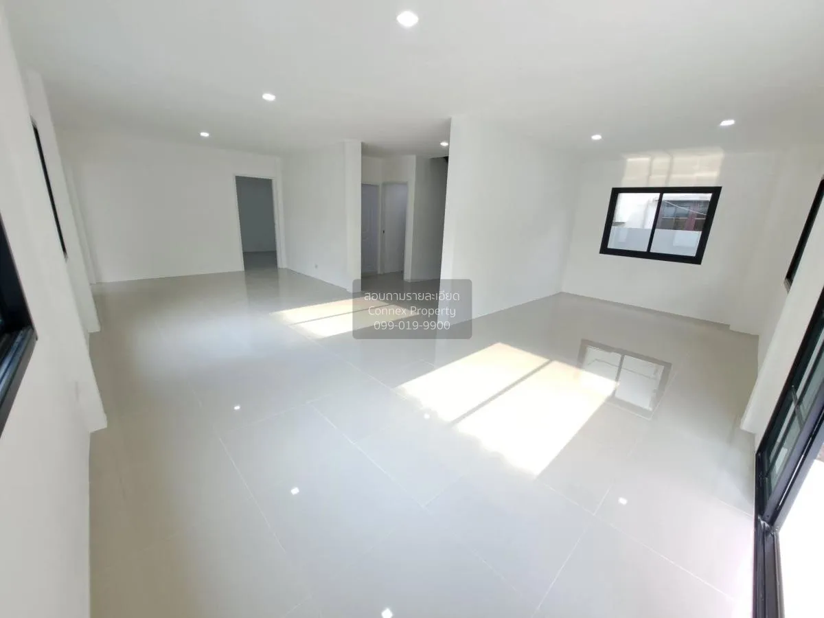 For Sale House , Phatchara Ville 2 , wide frontage , newly renova